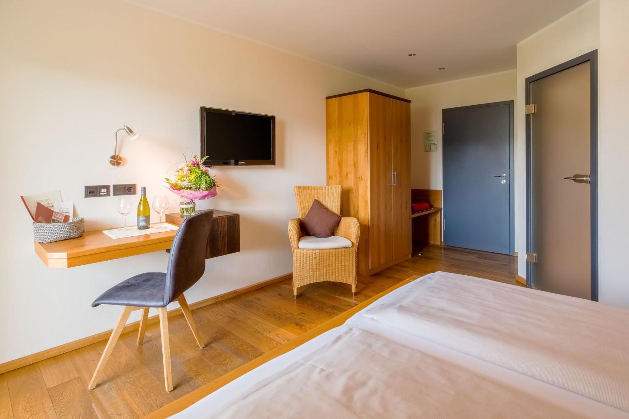 Main-Vinotel Weingut Helmstetter Buergstadt Εξωτερικό φωτογραφία
